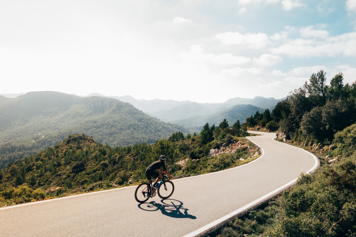 Come preservare sensibilità e controllo delle mani nelle uscite lunghe in bici